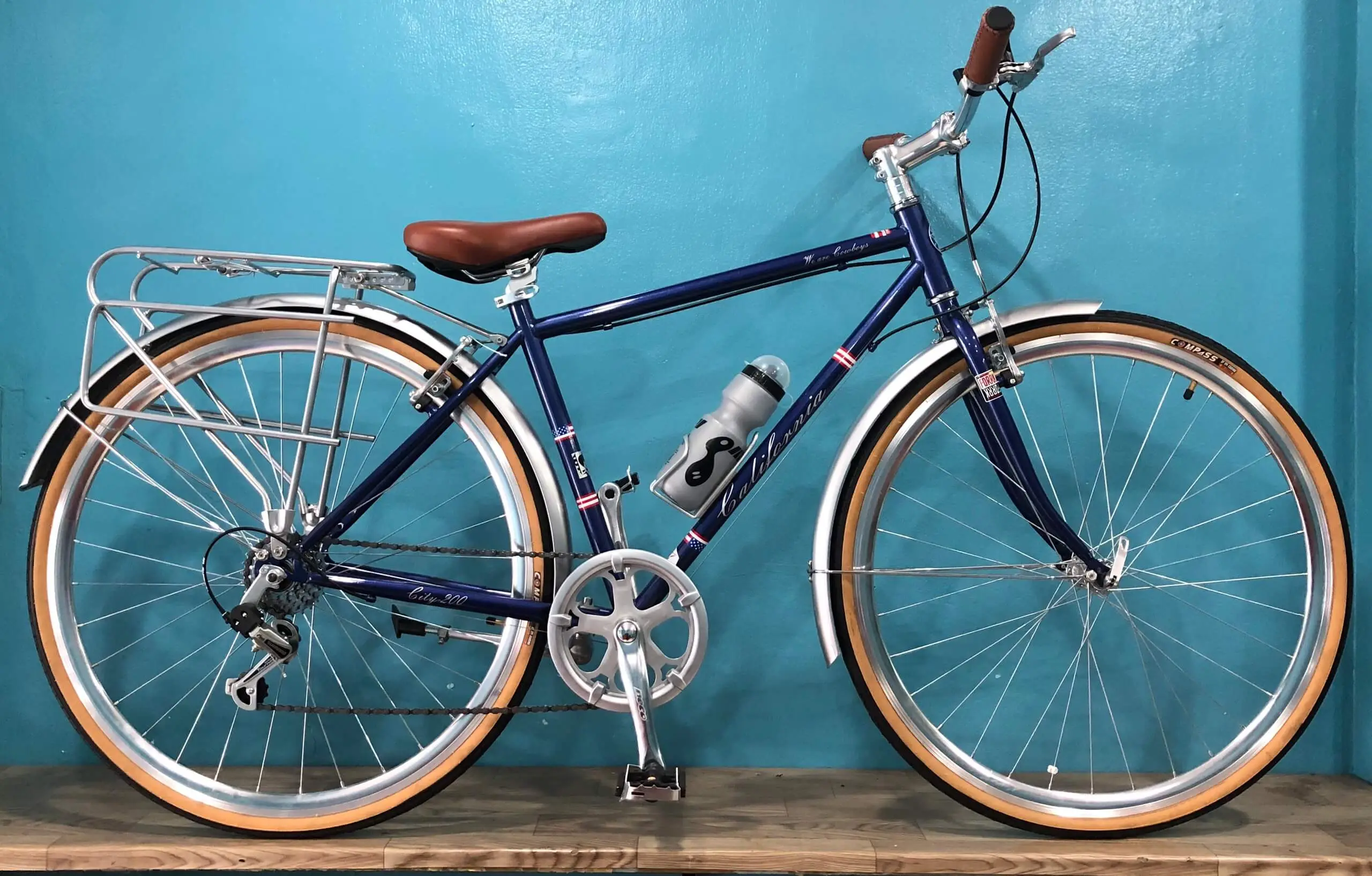 Xe Đạp Đường Phố 700c California City 200 - Màu Đen