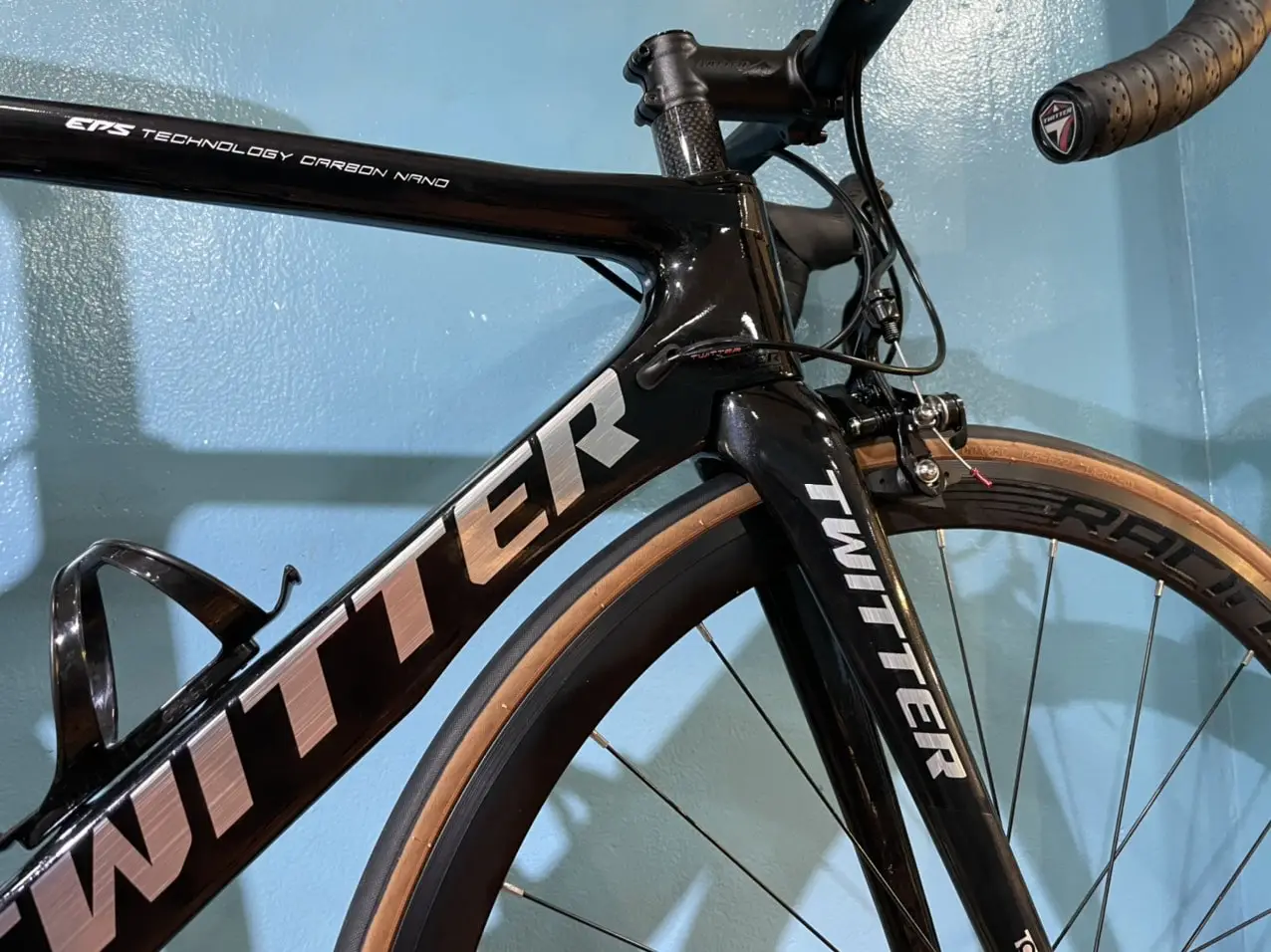 Xe Đạp Đua Twitter Sniper Pro RETROSPEC 22S