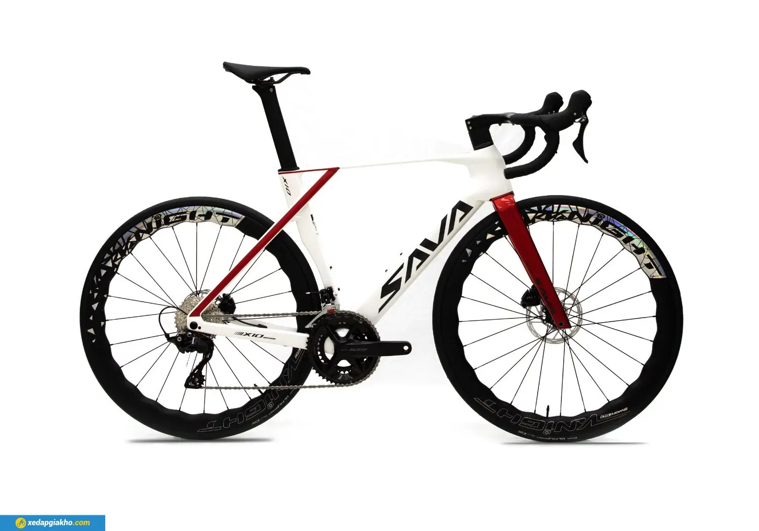 Xe Đạp Đua Sava X10 R7120 màu trắng đỏ